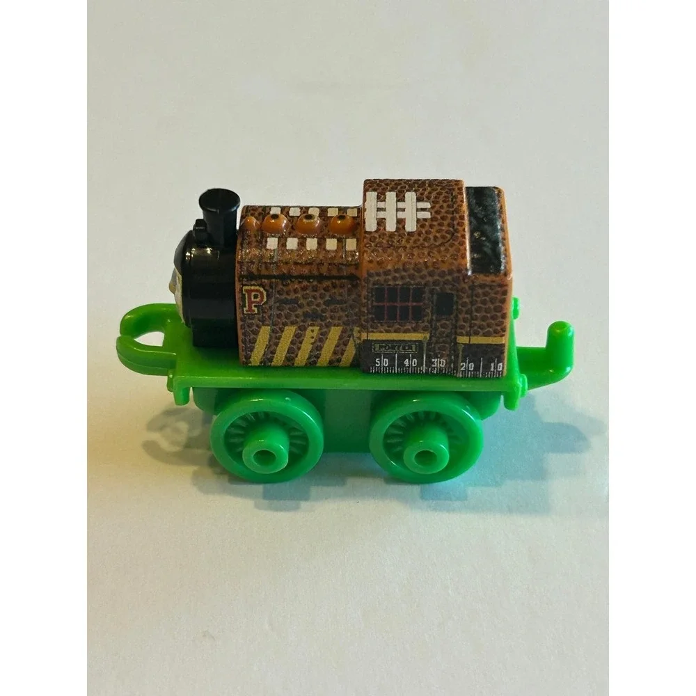Thomas the Train Minis‎ - Football Porter 2014